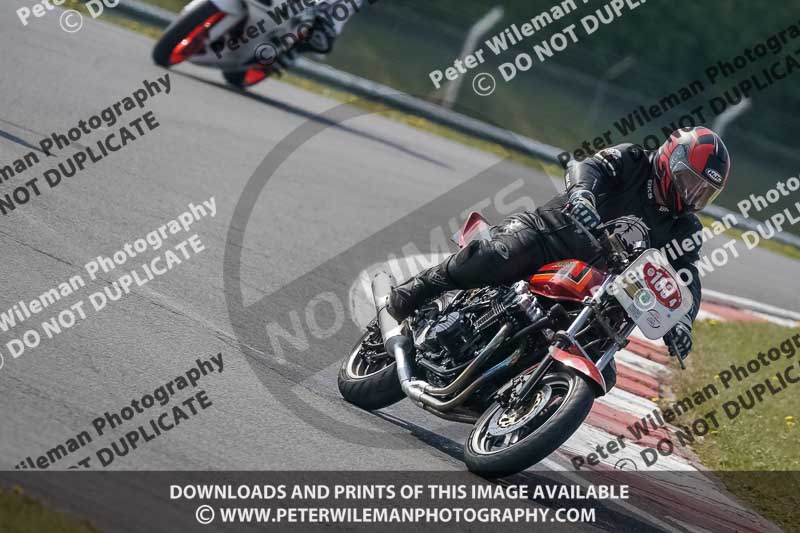 donington no limits trackday;donington park photographs;donington trackday photographs;no limits trackdays;peter wileman photography;trackday digital images;trackday photos